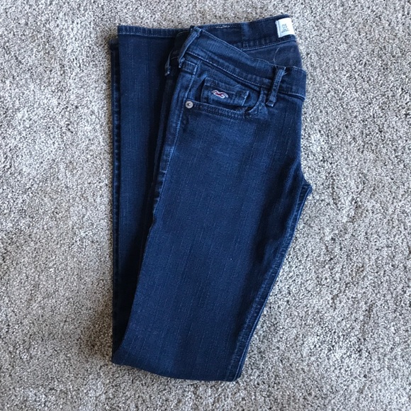 Hollister Dark Wash Straight Jeans - Picture 2 of 6
